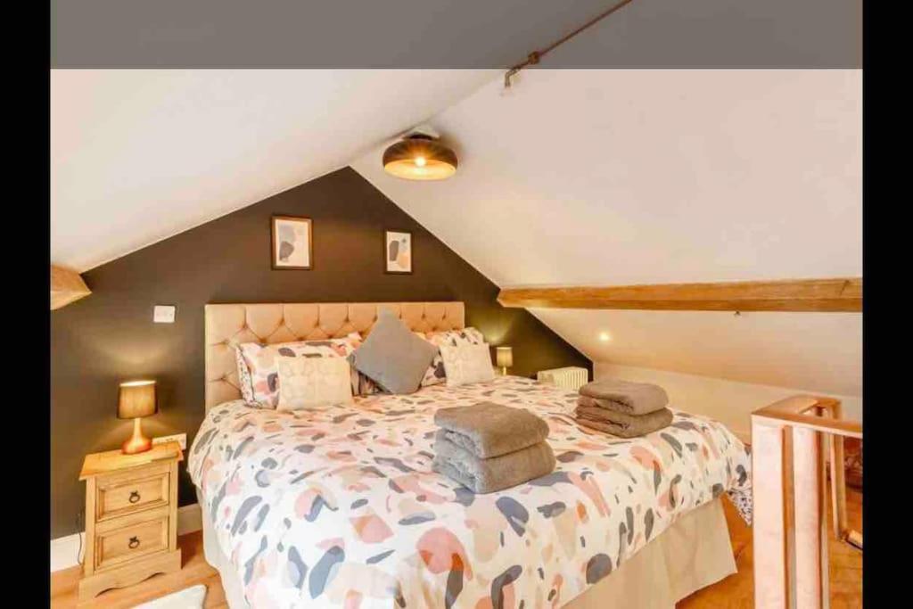 Tank Barn At Brook House, Nestled In The Welsh Hills, A Delightful Retreat Villa Welshpool Exterior photo