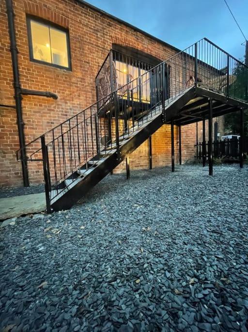 Tank Barn At Brook House, Nestled In The Welsh Hills, A Delightful Retreat Villa Welshpool Exterior photo